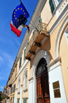 Sassari / Tàthari, Sassari province, Sardinia / Sardegna / Sardigna: European and local flags - offices of the forestry and tourism departments - via Roma - Ente Foreste Della Sardegna ed Azienda Autonoma di Soggiorno e Turismo - photo by M.Torres